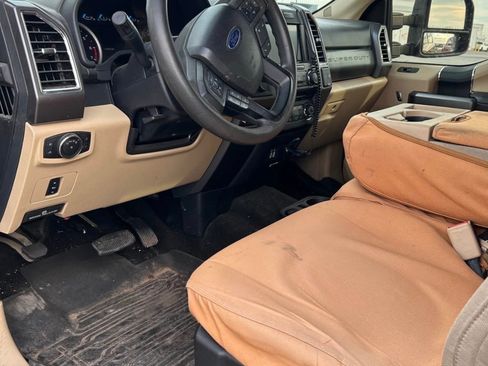 Used 2017 Ford F250 XLT w/ XLT Value Package image 9