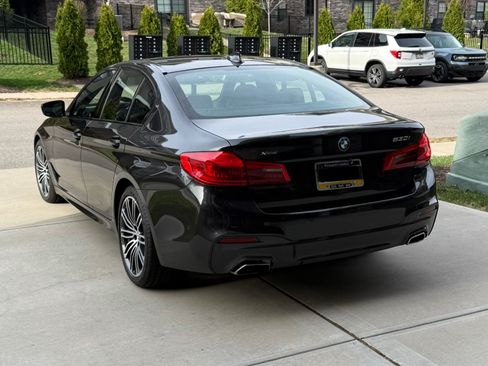 Used 2020 BMW 530i xDrive w/ M Sport Package image 5