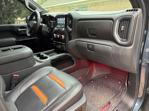Used 2021 GMC Sierra 1500 AT4 w/ AT4 Premium Package image 19