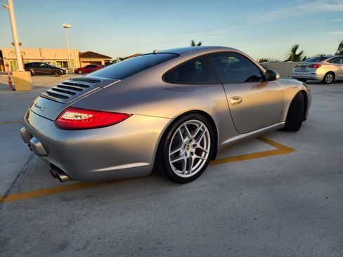Used 2011 Porsche 911 Carrera S image 9