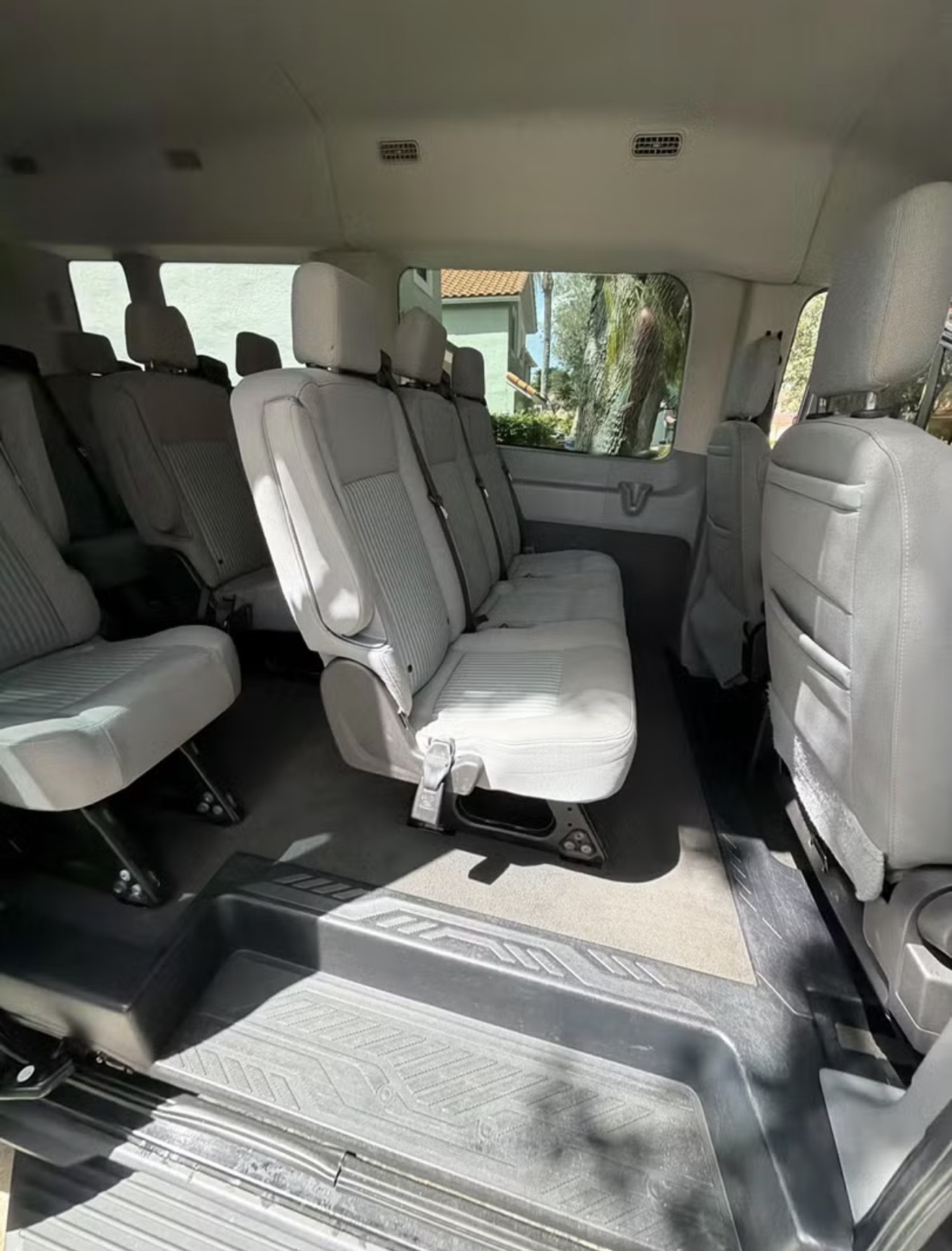 Used 2016 Ford Transit 350 XLT RWD image 11