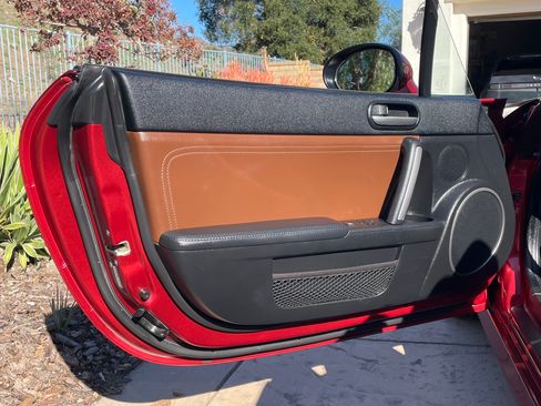 Used 2014 MAZDA MX-5 Miata Grand Touring w/ Premium Package image 13