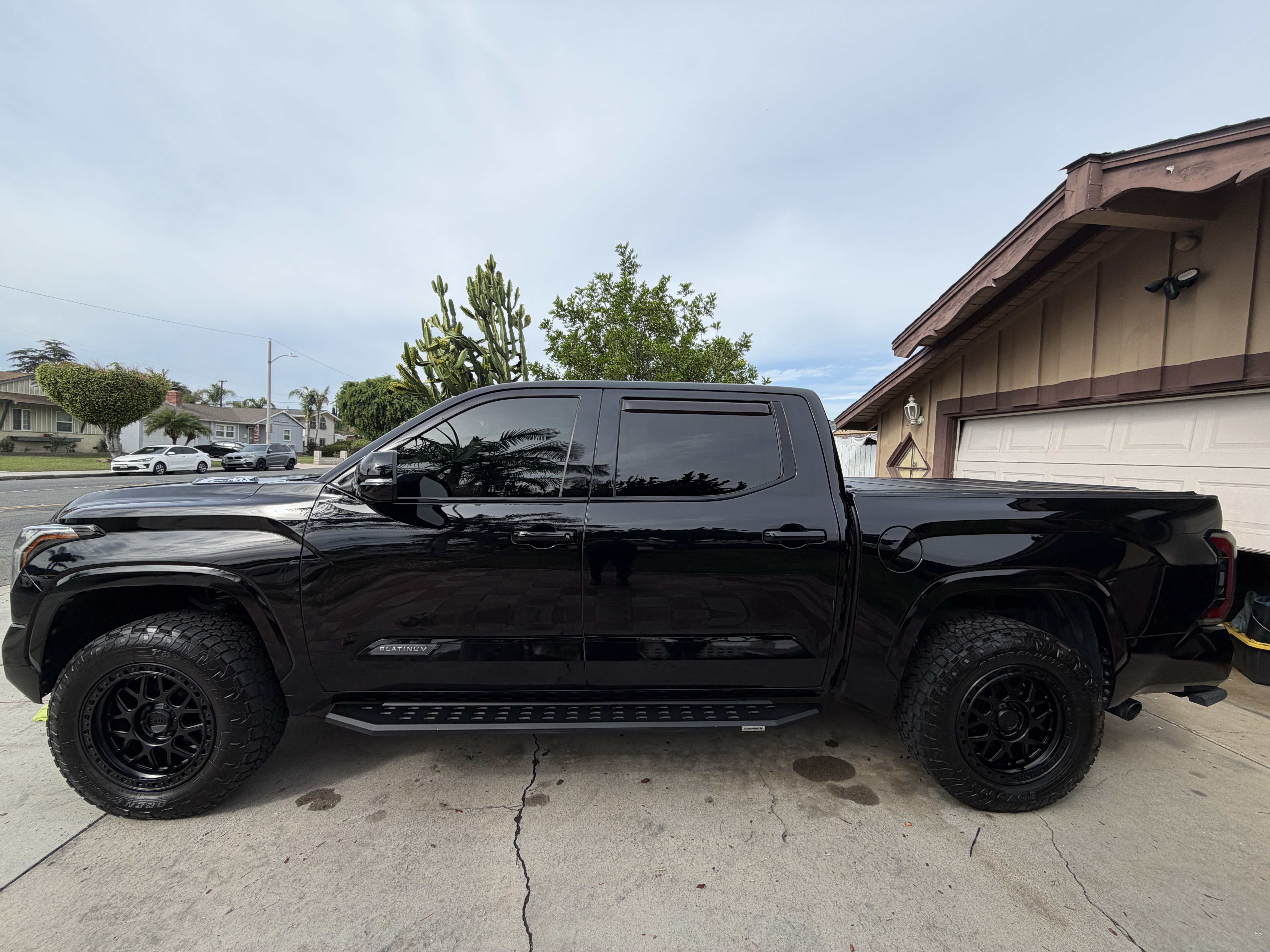 Used 2023 Toyota Tundra Platinum RWD image 5