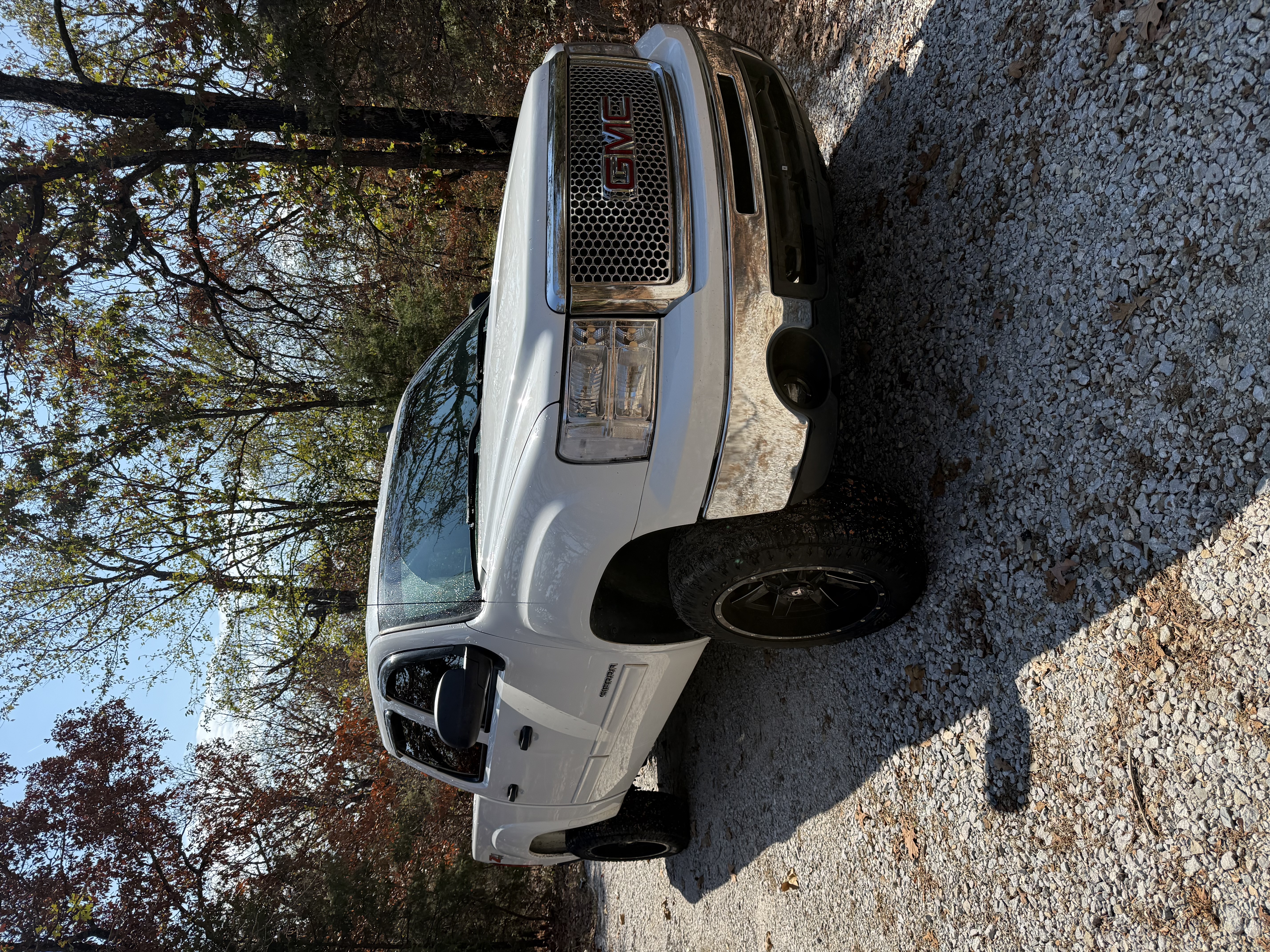 Used 2012 GMC Sierra 1500 SLE w/ Power Tech Package AWD/4WD image 2