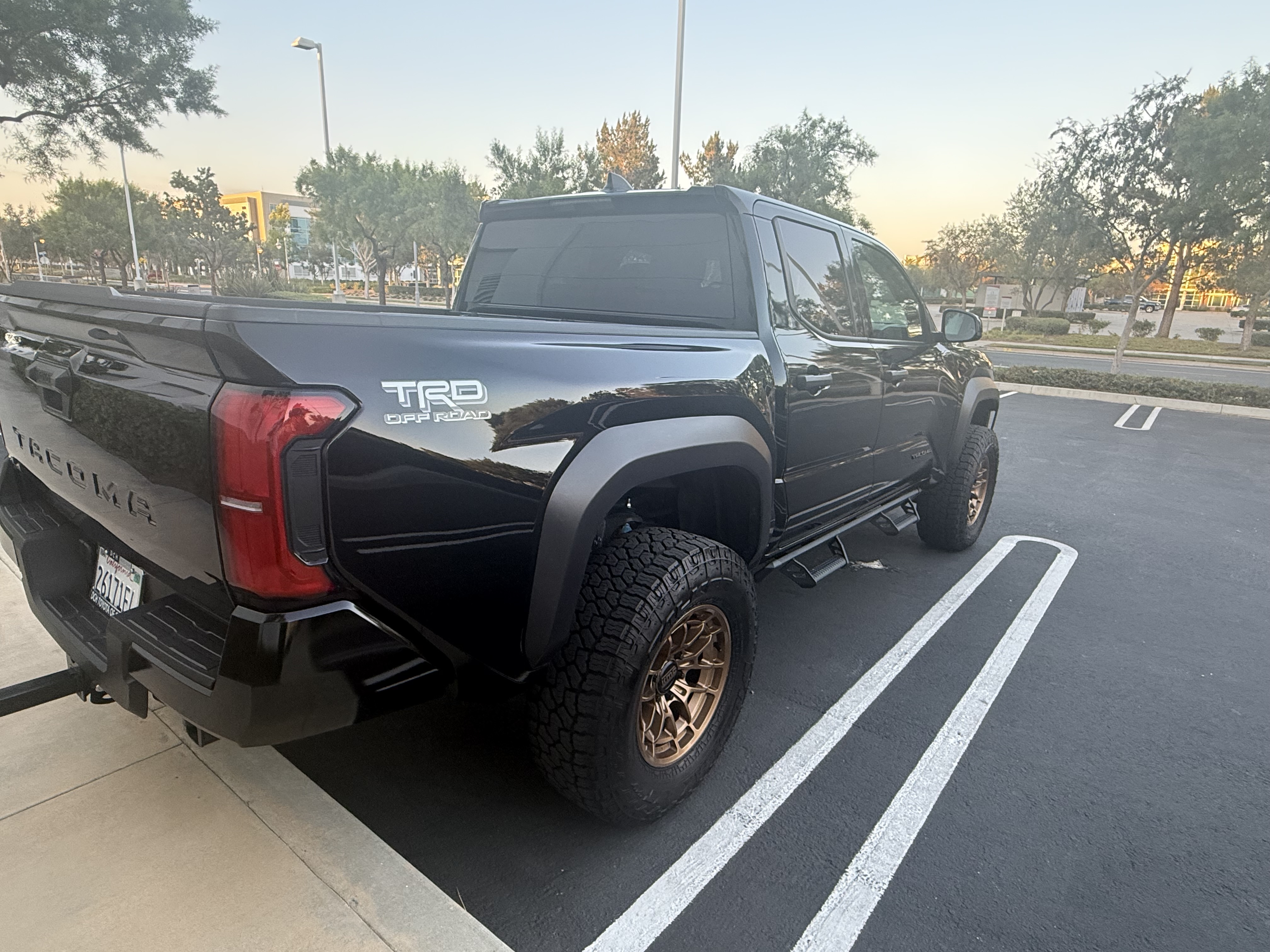 Used 2025 Toyota Tacoma TRD Off-Road AWD/4WD image 13
