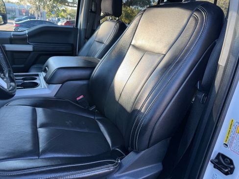 Used 2021 Ford F350 Lariat w/ Chrome Package image 22