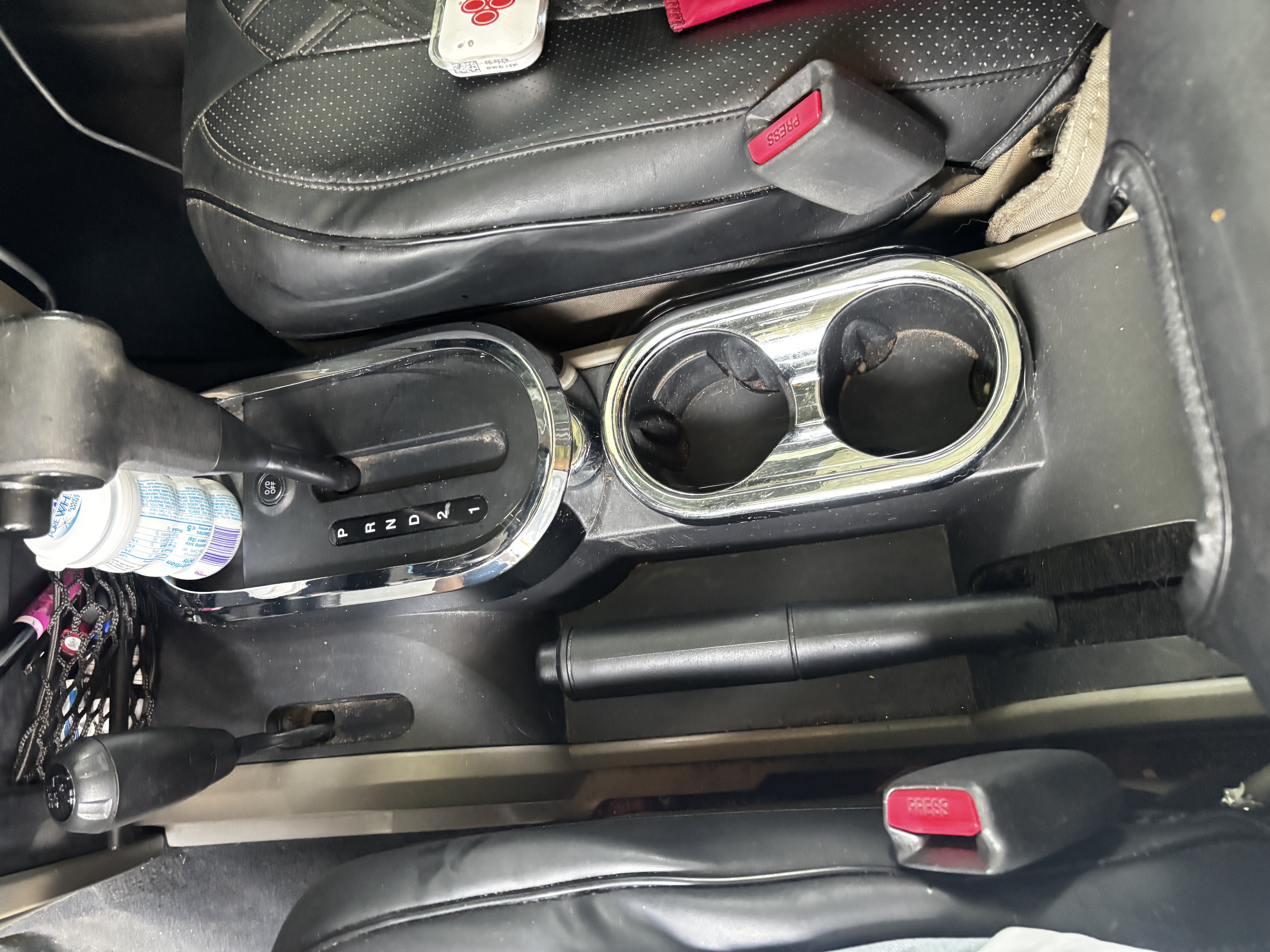 Used 2010 Jeep Wrangler Unlimited Sahara w/ Dual Top Group AWD/4WD image 14
