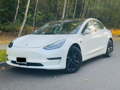 Used 2019 Tesla Model 3 Standard Range Plus