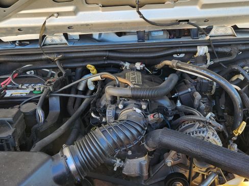 Used 2009 Jeep Wrangler X image 25