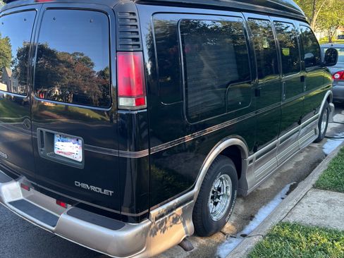 Used 1999 Chevrolet Express 1500 w/ Convenience Pkg RWD image 6