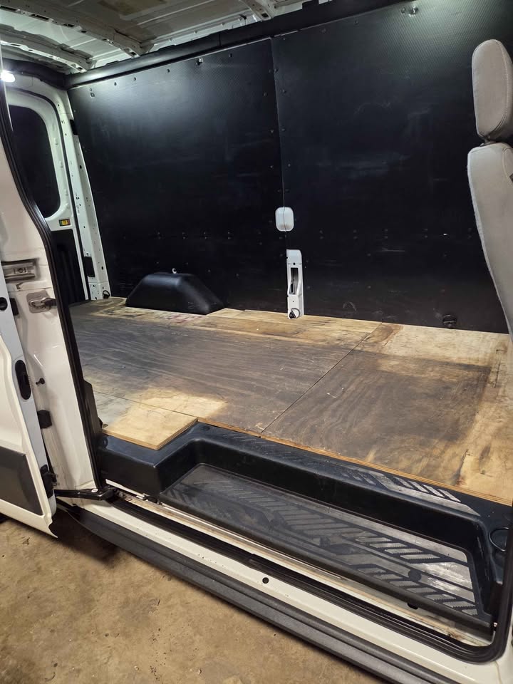 Used 2017 Ford Transit 250 148 Medium Roof w/ Interior Upgrade Package RWD image 9