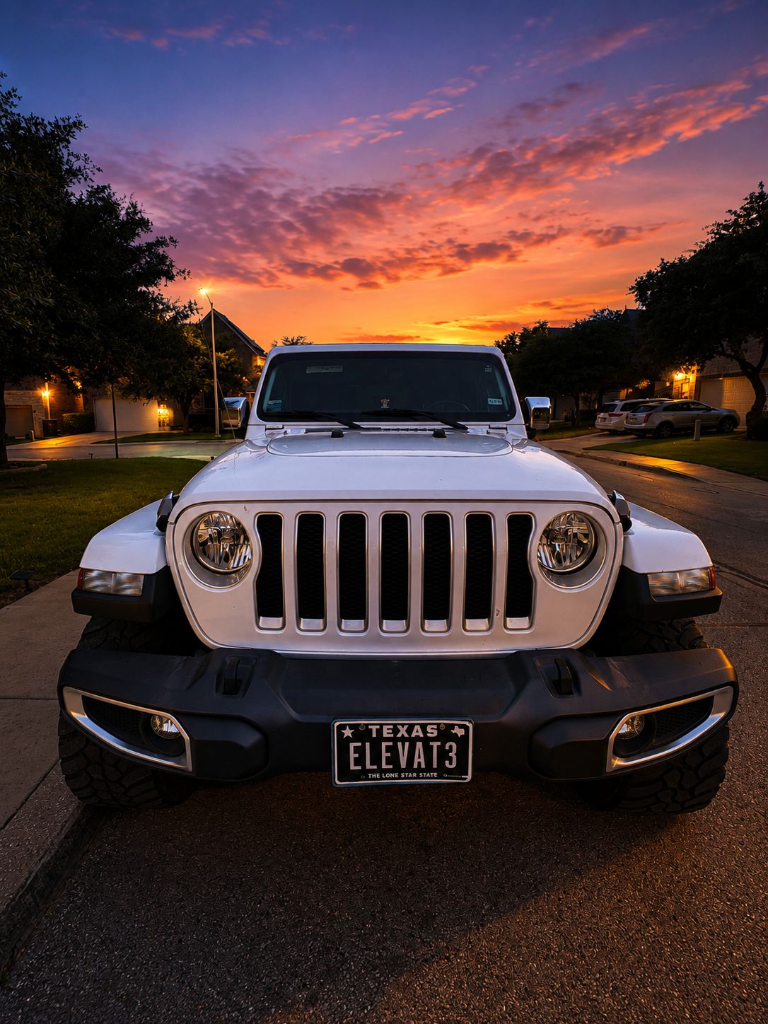 Used 2019 Jeep Wrangler Unlimited Sahara AWD/4WD image 4
