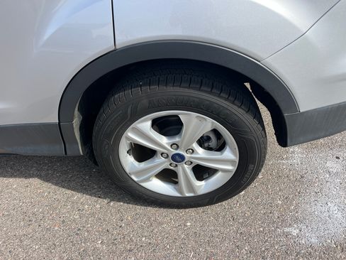 Used 2016 Ford Escape SE w/ Equipment Group 201A image 10