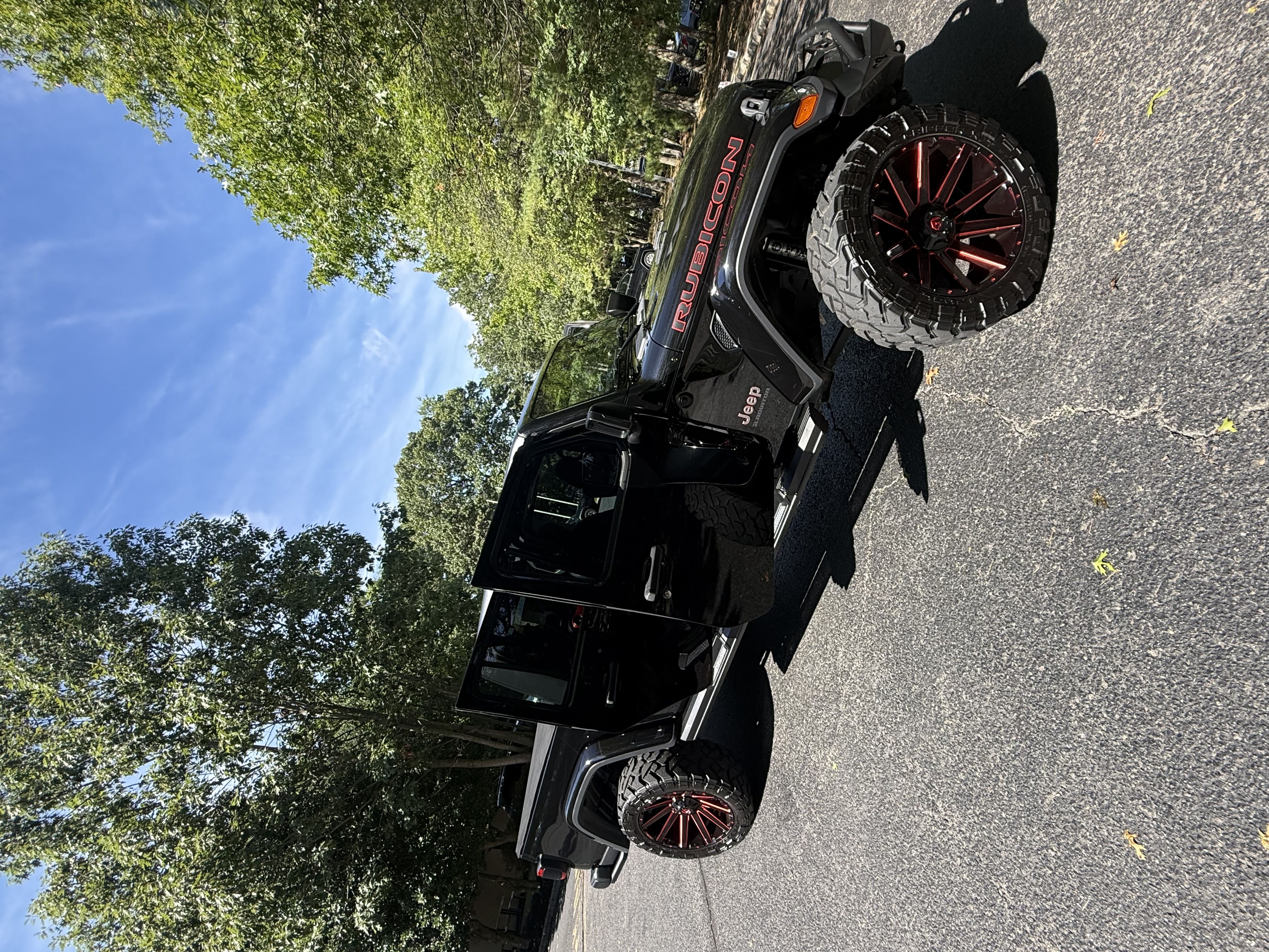 Used 2020 Jeep Gladiator Rubicon AWD/4WD image 13