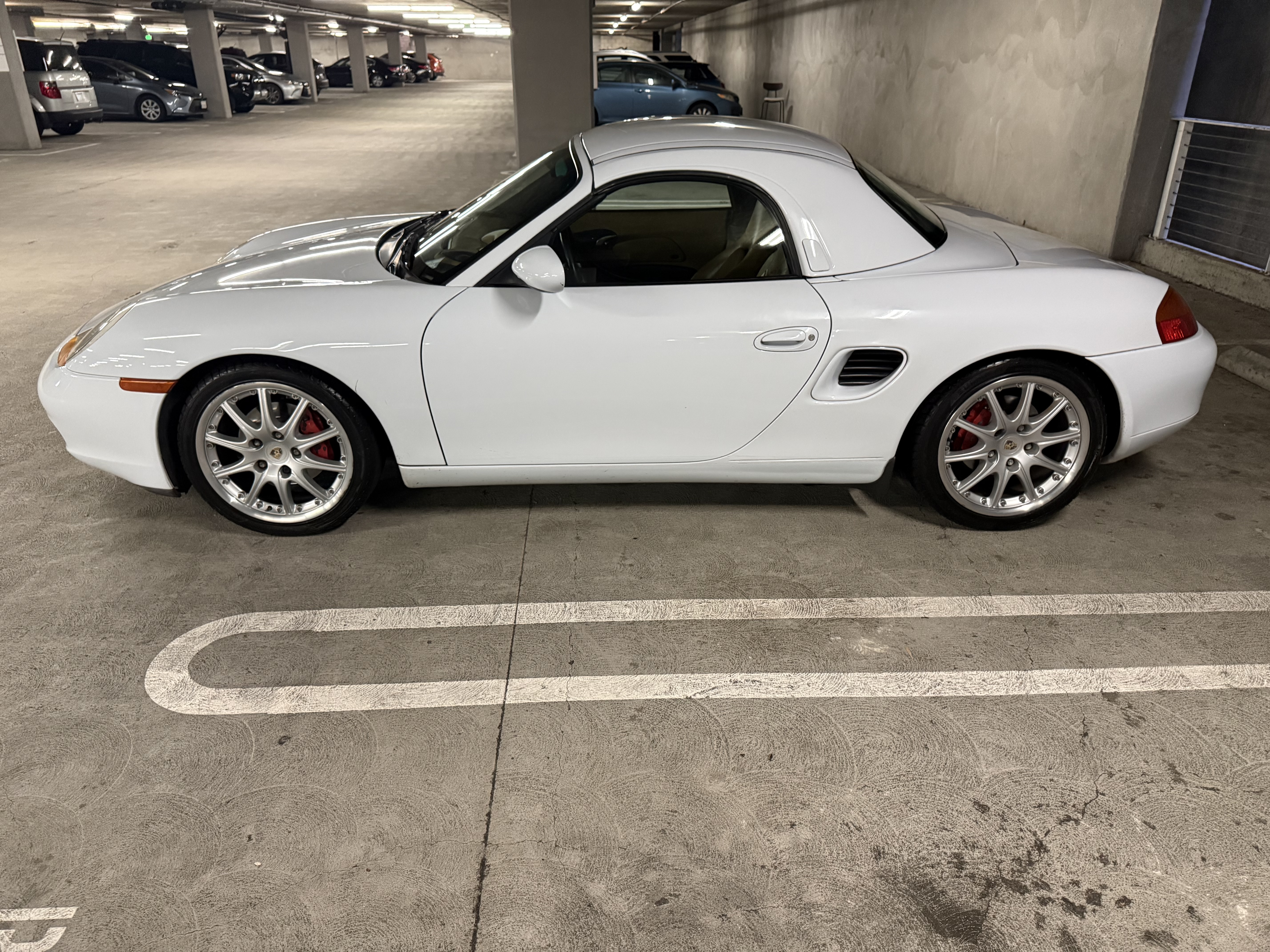 Used 1998 Porsche Boxster RWD image 4