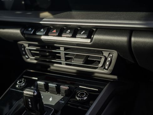 Used 2020 Porsche 911 Carrera S image 31