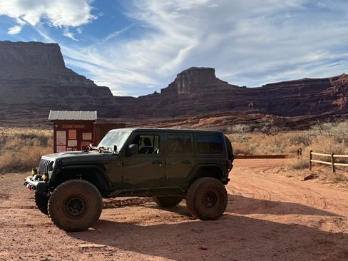 Used 2021 Jeep Wrangler Unlimited Rubicon image 21