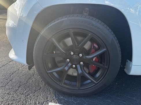 Used 2018 Jeep Grand Cherokee Trackhawk image 22