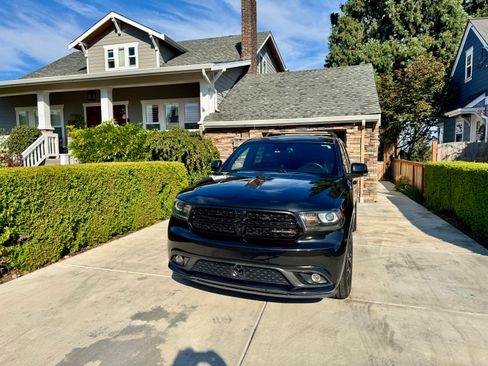 Used 2016 Dodge Durango R/T w/ Technology Group AWD/4WD image 1