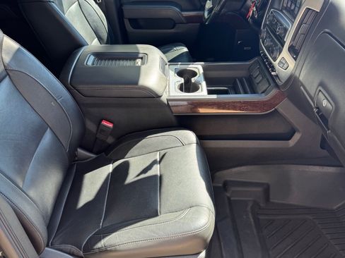 Used 2018 GMC Sierra 1500 SLT image 9