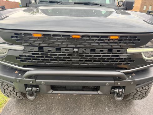 Used 2022 Ford Bronco Wildtrak AWD/4WD image 14