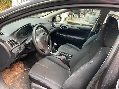 Used 2014 Nissan Sentra S FWD image 7