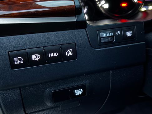 Used 2016 Lexus LX 570 4WD w/ Luxury Package image 14