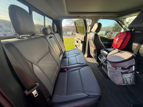 Used 2021 Ford F150 Lariat w/ Equipment Group 502A High image 24