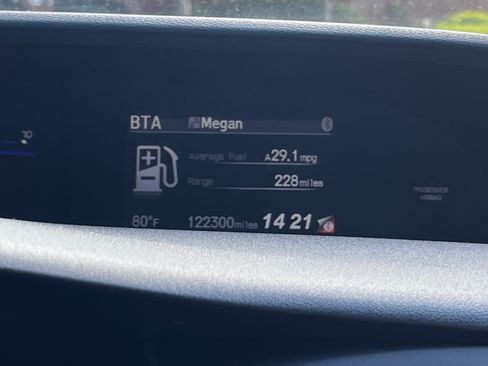 Used 2014 Honda Civic Natural Gas image 9