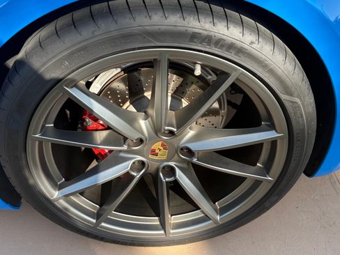 Used 2022 Porsche 911 Carrera image 13