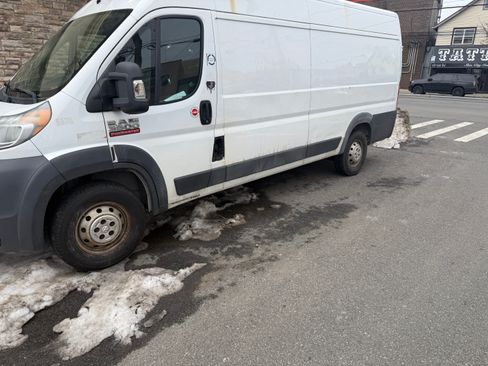 Used 2015 RAM ProMaster 3500 w/ Interior Convenience Group image 2