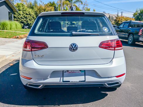 Used 2021 Volkswagen Golf 4-Door FWD image 6