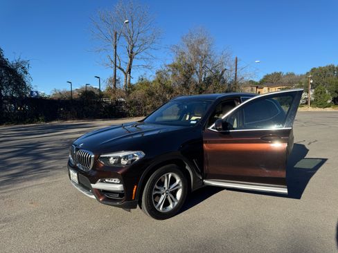 Used 2019 BMW X3 sDrive30i w/ Driving Assistance Package image 9