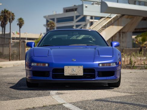 Used 2000 Acura NSX T image 2