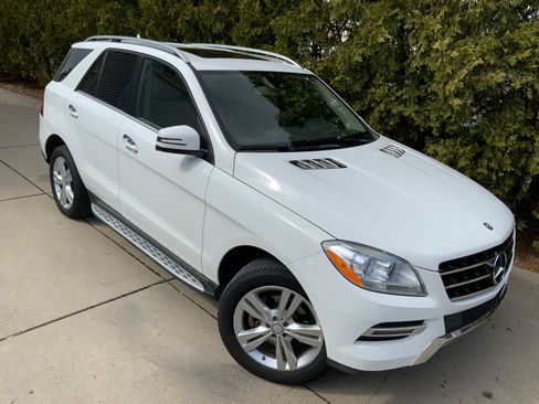 Used 2015 Mercedes-Benz ML 350 4MATIC image 1