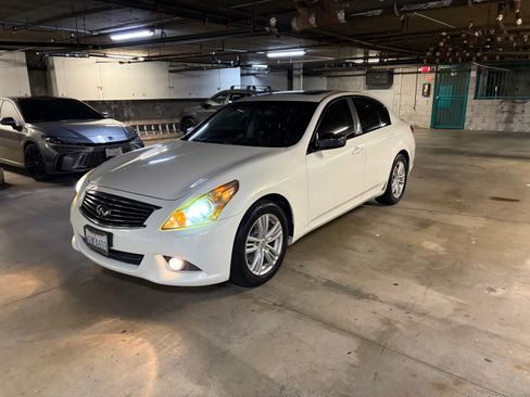 Used 2012 INFINITI G25 Journey RWD image 23