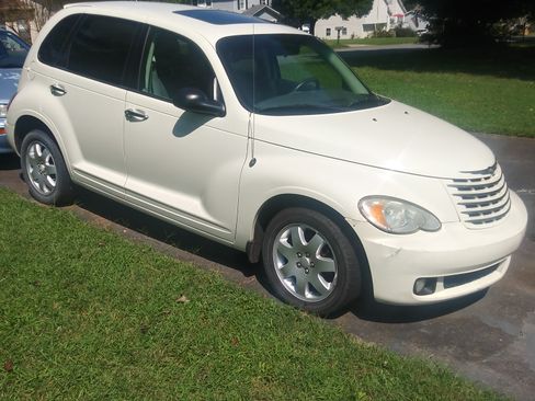 Used 2007 Chrysler PT Cruiser Limited image 2