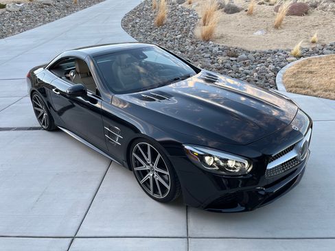 Used 2018 Mercedes-Benz SL 450 image 18