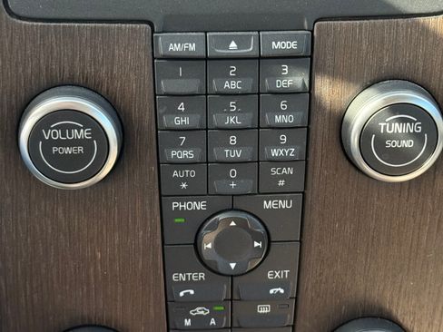 Used 2013 Volvo C70 T5 image 22