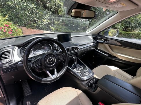 Used 2018 MAZDA CX-9 Touring w/ Touring Premium Package AWD/4WD image 18