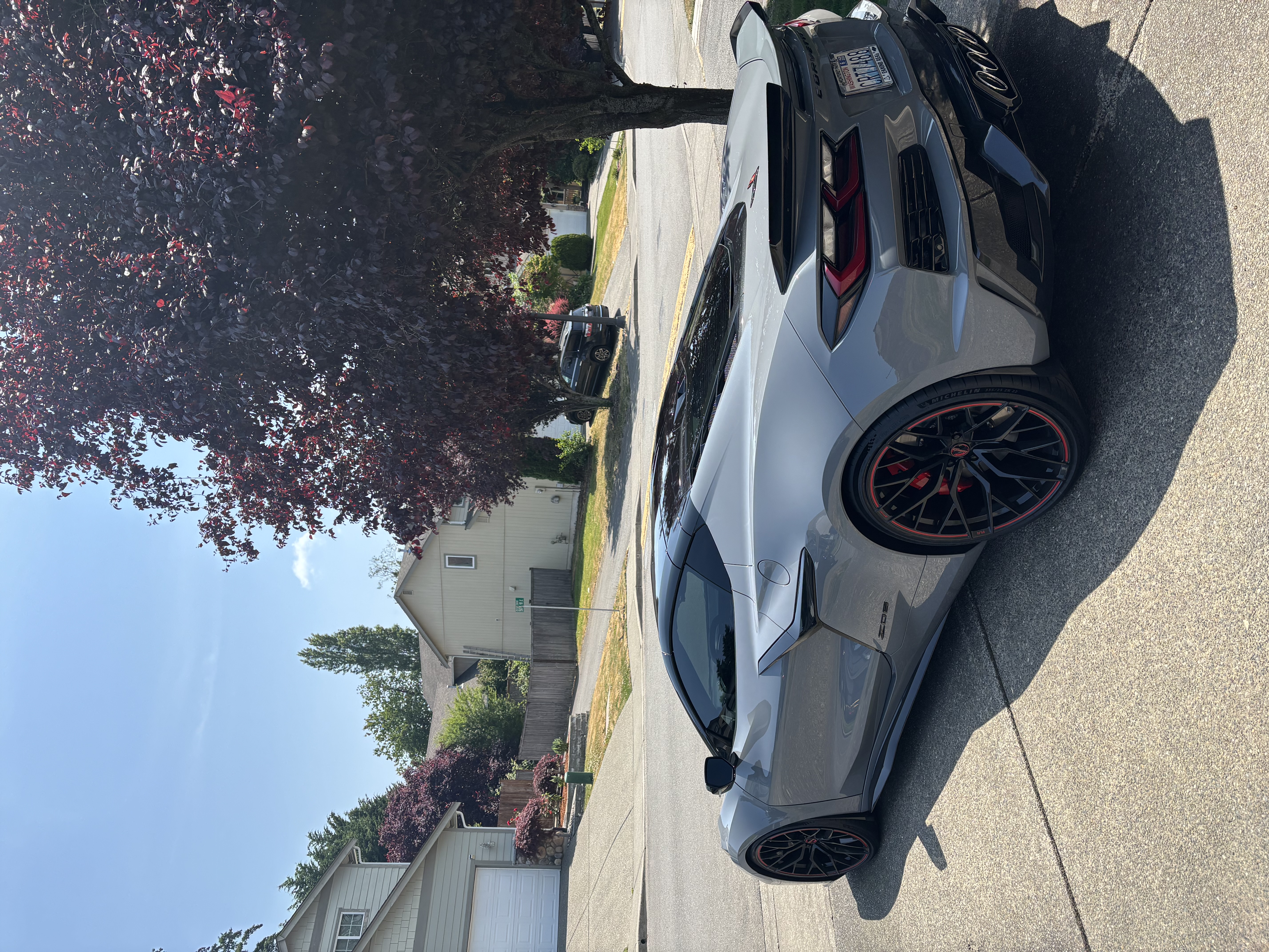 Used 2025 Chevrolet Corvette Z06 RWD image 8