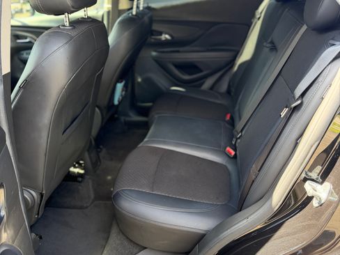 Used 2020 Buick Encore Preferred AWD/4WD image 6