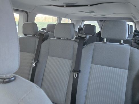 Used 2016 Ford Transit 350 XL image 9