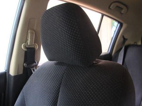 Used 2012 Nissan Versa 1.8 S w/ Plus Pkg image 19