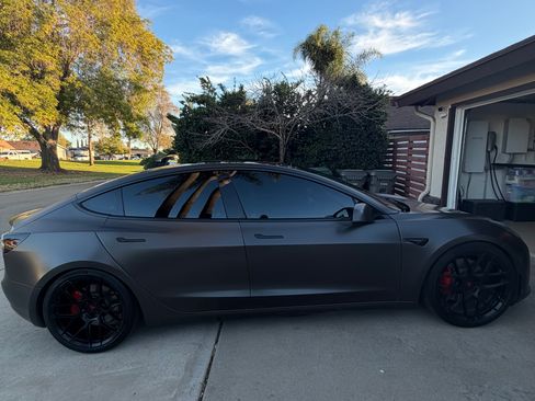 Used 2019 Tesla Model 3 Performance image 5