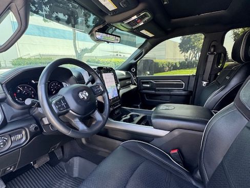 Used 2024 RAM 2500 Laramie w/ Night Edition image 12