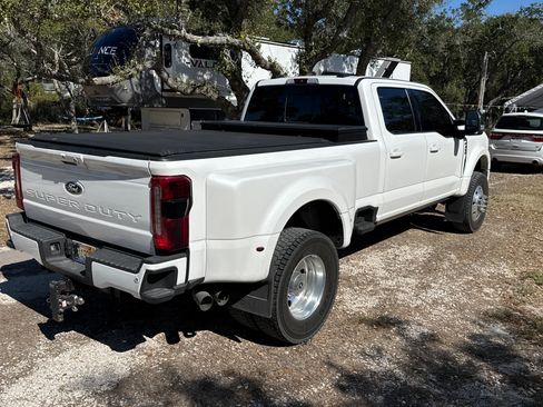 Used 2024 Ford F450 Lariat w/ Lariat Ultimate Package image 4