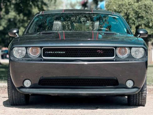 Used 2013 Dodge Challenger R/T Plus RWD image 2