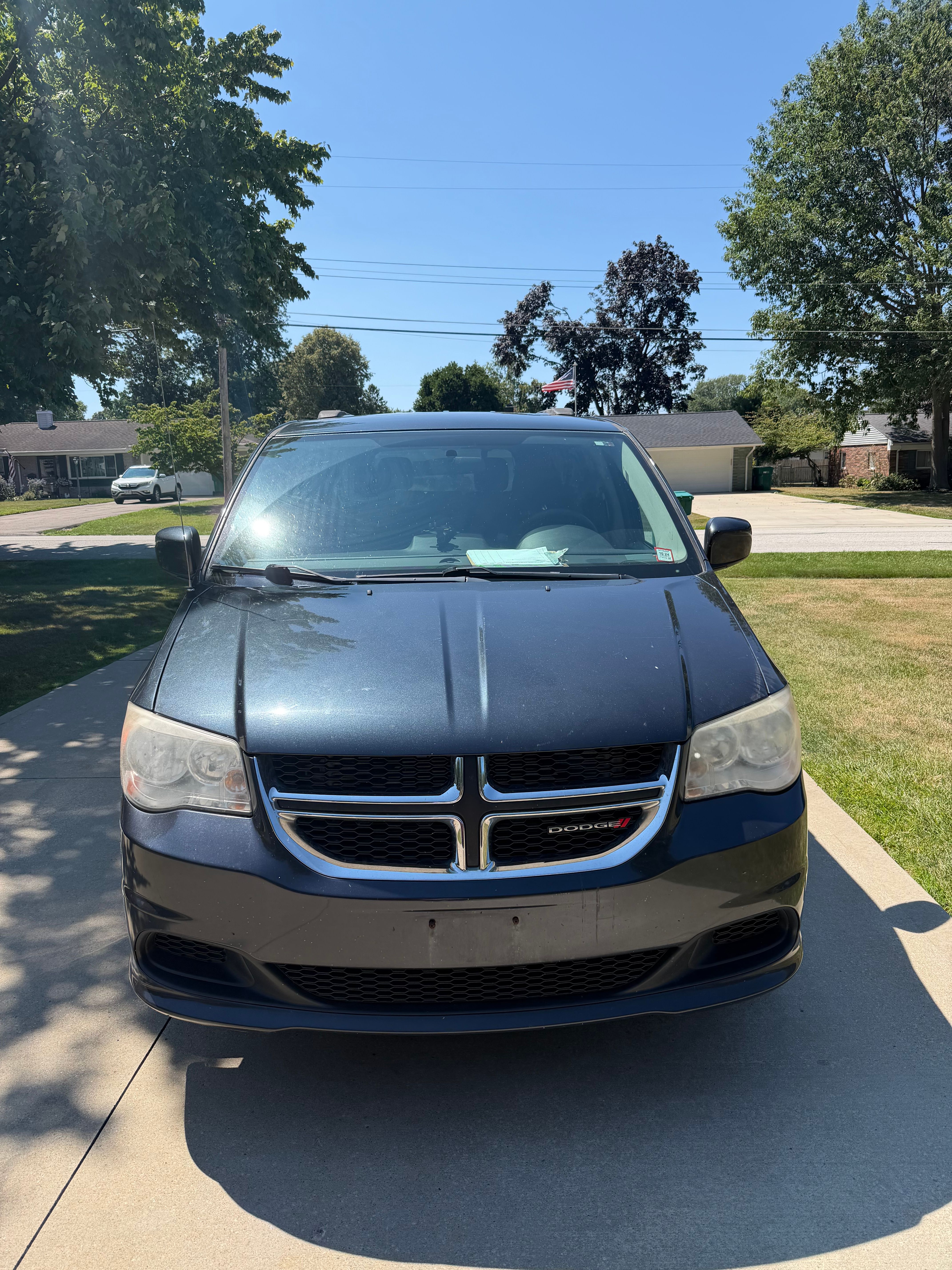 Used 2014 Dodge Grand Caravan SXT FWD image 8