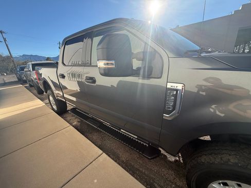 Used 2018 Ford F250 XLT w/ XLT Value Package image 8